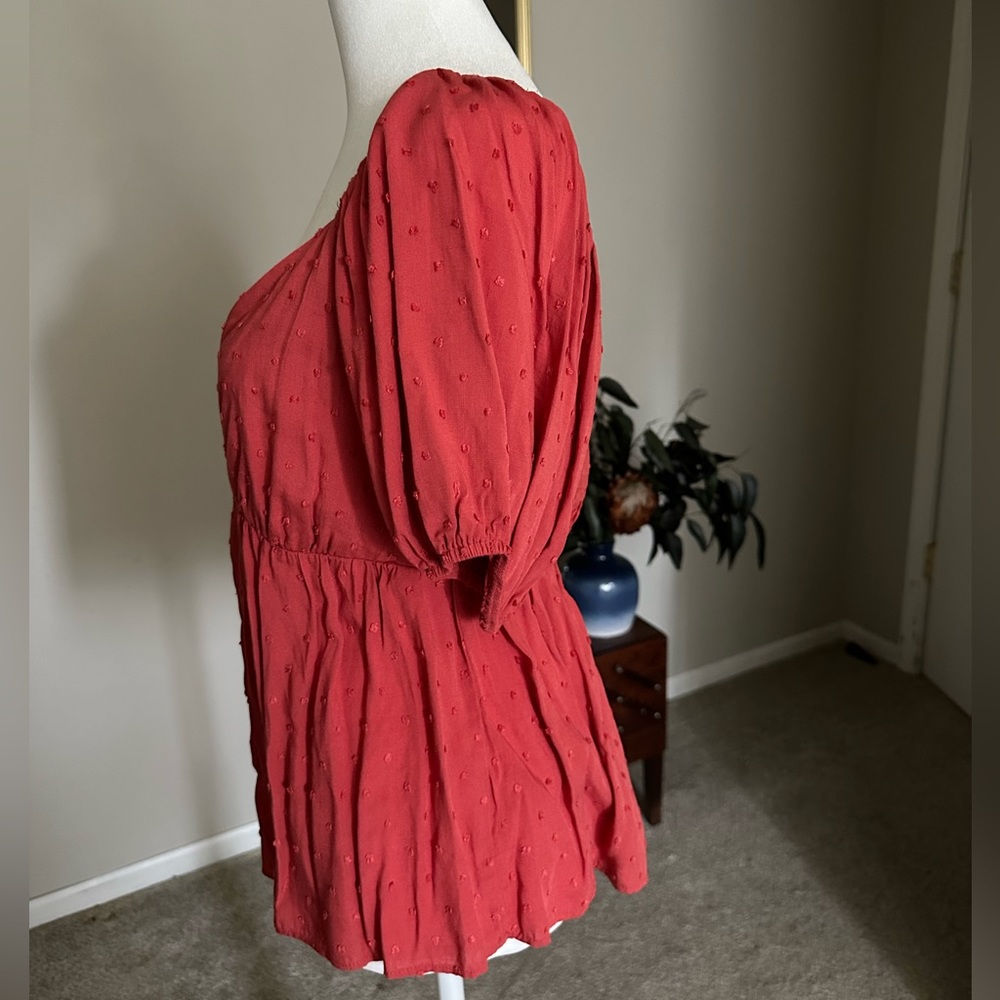Swiss Linen Ruffle Blouse - Picture 3 of 4